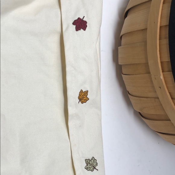 Fall Holiday Bushel Basket Halloween & Leaves 15” - Picture 4 of 4